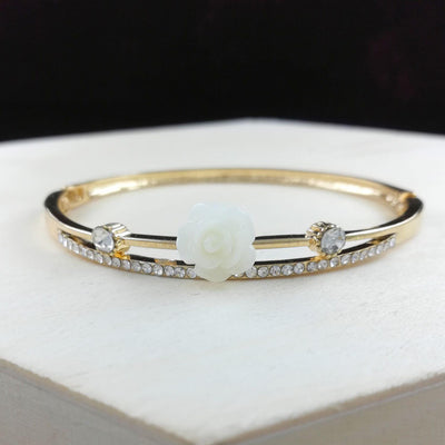 White rose bracelete